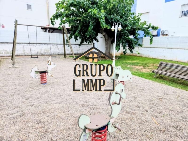 ADOSADO EN PLAYA DE ALMASSORA