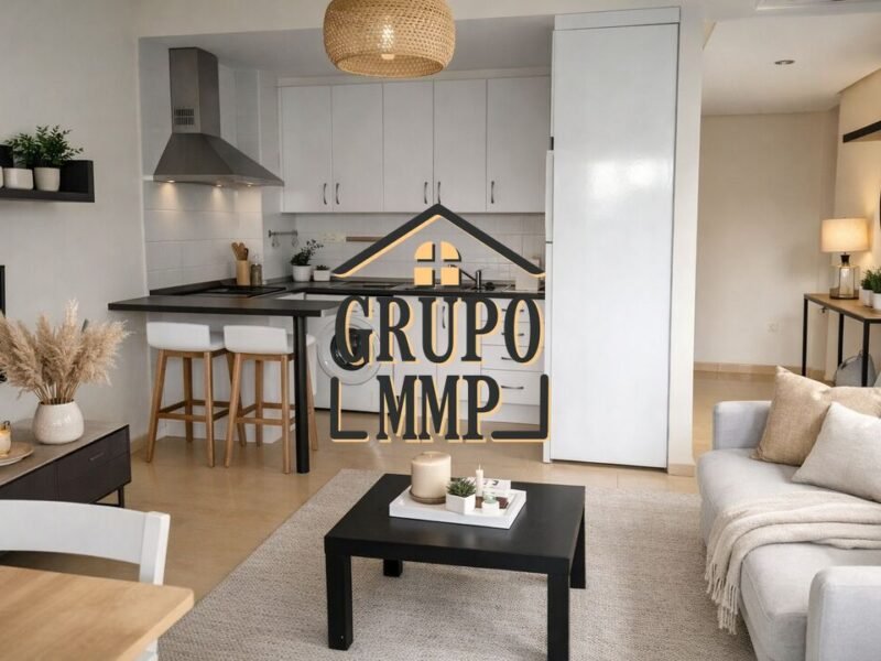 Ático en el Centro de Murcia con Garaje Grande y Vistas Despejadas