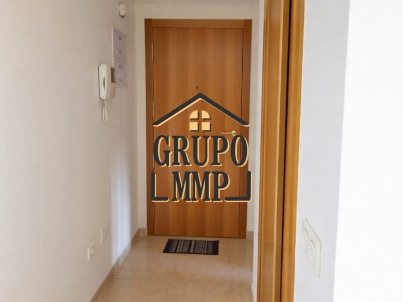 Ático en el Centro de Murcia con Garaje Grande y Vistas Despejadas