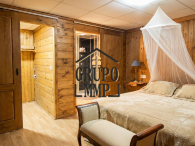 SE VENDE: Restaurante/Asador con Licencia + Vivienda de 3 Hab y Despacho. ¡Llave en Mano!