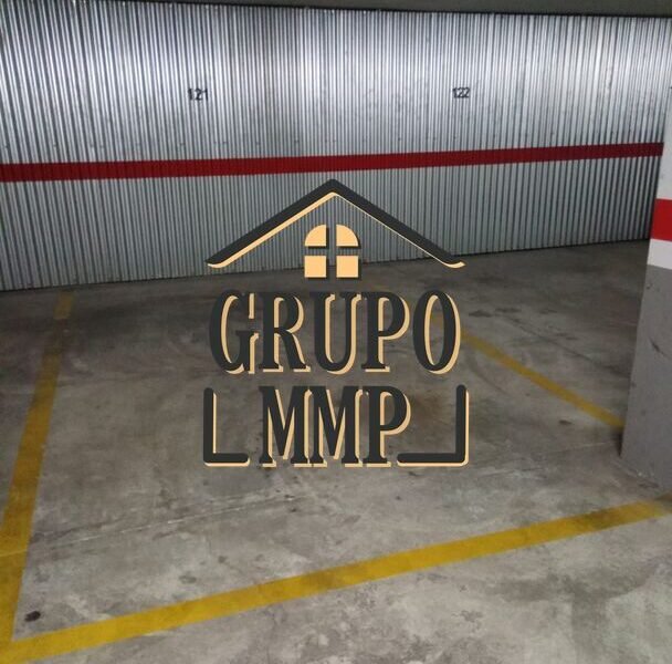 Ático en el Centro de Murcia con Garaje Grande y Vistas Despejadas