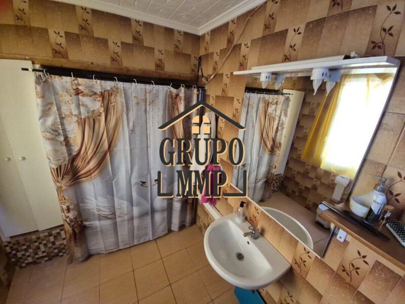 Casa con encanto: 288 m² con vivienda lista para entrar y planta superior para proyectar a tu gusto en Moncofar