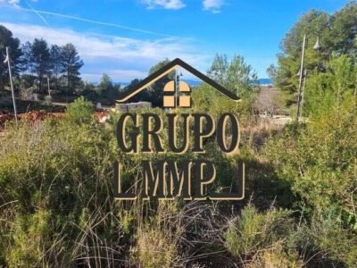 ¡Construye YA! Terreno con Proyecto y Licencia en Mas del Pi