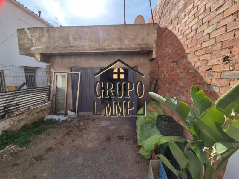 Casa con encanto: 288 m² con vivienda lista para entrar y planta superior para proyectar a tu gusto en Moncofar