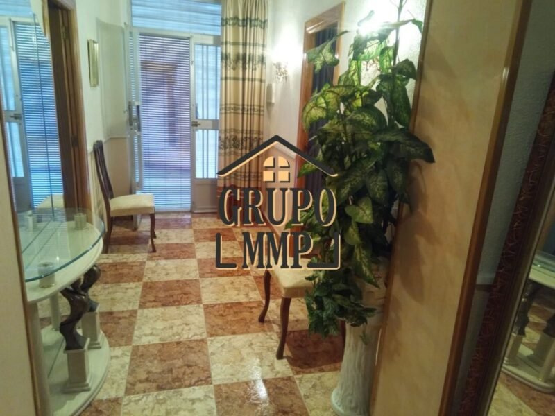 ¡Vivir a lo grande en planta baja! Casa de 203 m² con terraza y encanto en Javalí Nuevo.