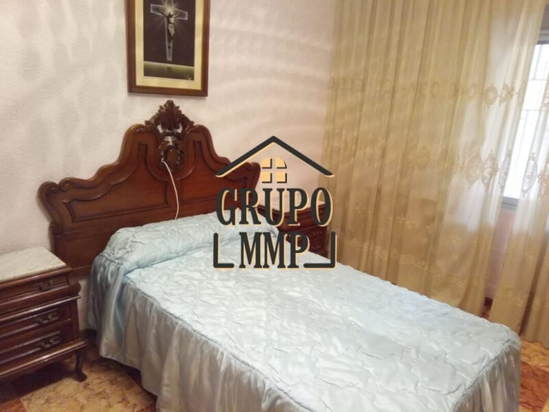 ¡Vivir a lo grande en planta baja! Casa de 203 m² con terraza y encanto en Javalí Nuevo.