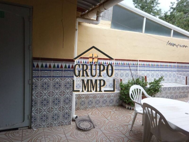 ¡Vivir a lo grande en planta baja! Casa de 203 m² con terraza y encanto en Javalí Nuevo.