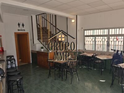 ¡OPORTUNIDAD ÚNICA! Edificio con Bar en Funcionamiento y Licencia – Junto a Av. Valencia