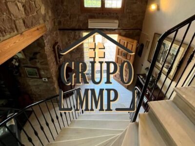 Auténtica joya de piedra con vistas infinitas: El refugio con alma que busca para su nueva vida. ¡Descúbralo hoy!