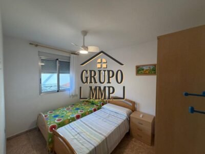 Espectacular Unifamiliar con Piscina en La Platja de Almassora: Espacio, Luz y Confort.