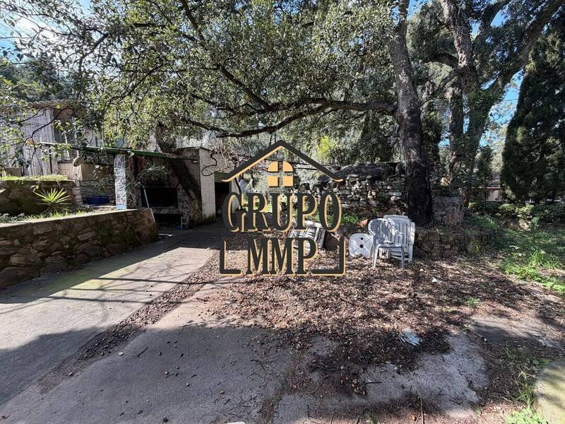 Finca rústica tranquila con piscina y gran parcela en Artana
