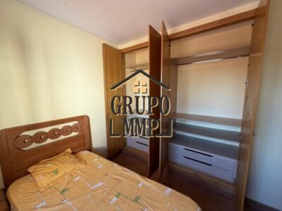 Chalet exclusivo con piscina y pádel junto a la Av. del Mar