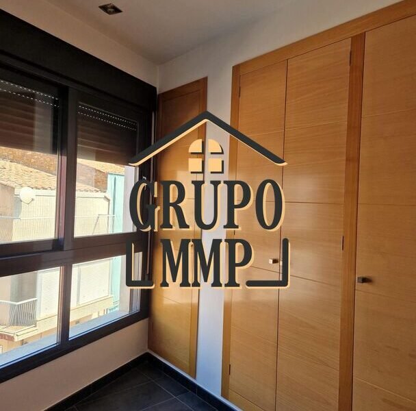 Piso luminoso y tranquilo en Torreblanca: confort para tu familia