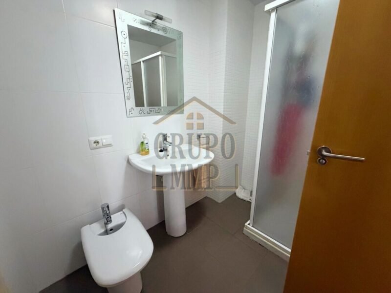 ¡Tu oasis a 300m del mar! Adosado con terraza, piscina y garaje en Playa de Almassora