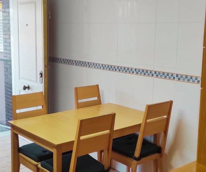 Chalet adosado listo para entrar a vivir en Playa de Almazora